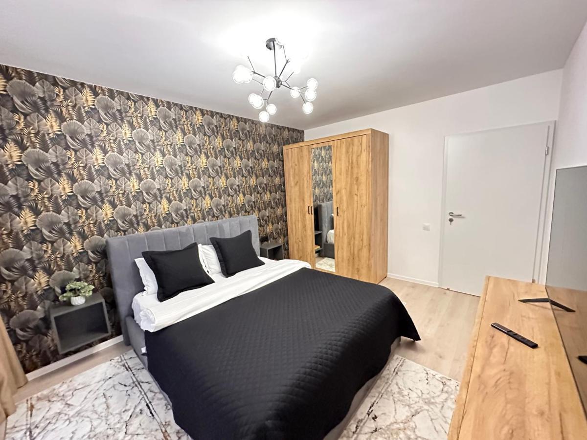 Urban Luxury Flats - Cozy Apartments At Coresi Mall #Brasov Exterior photo